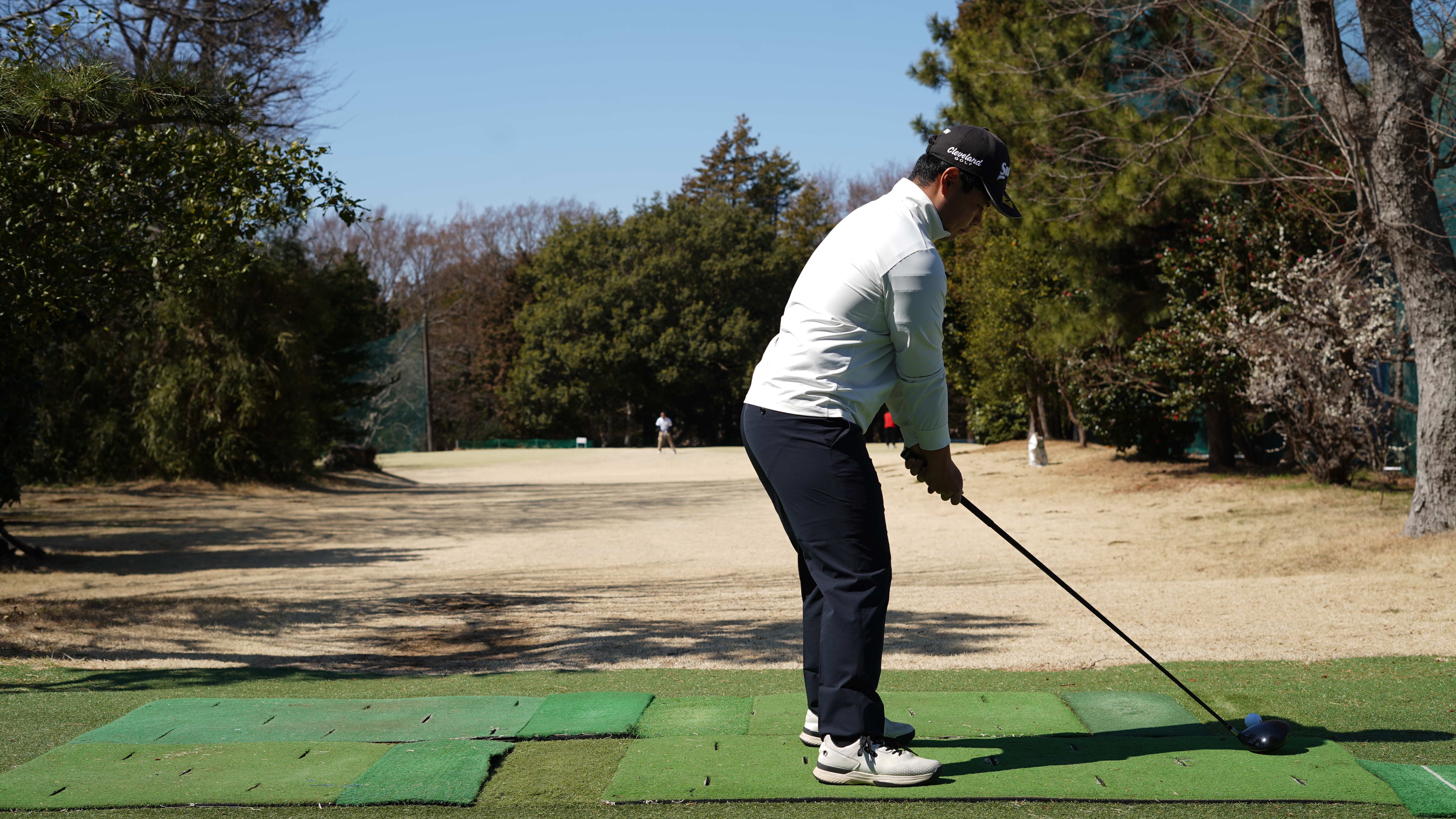 右サイドに立つ