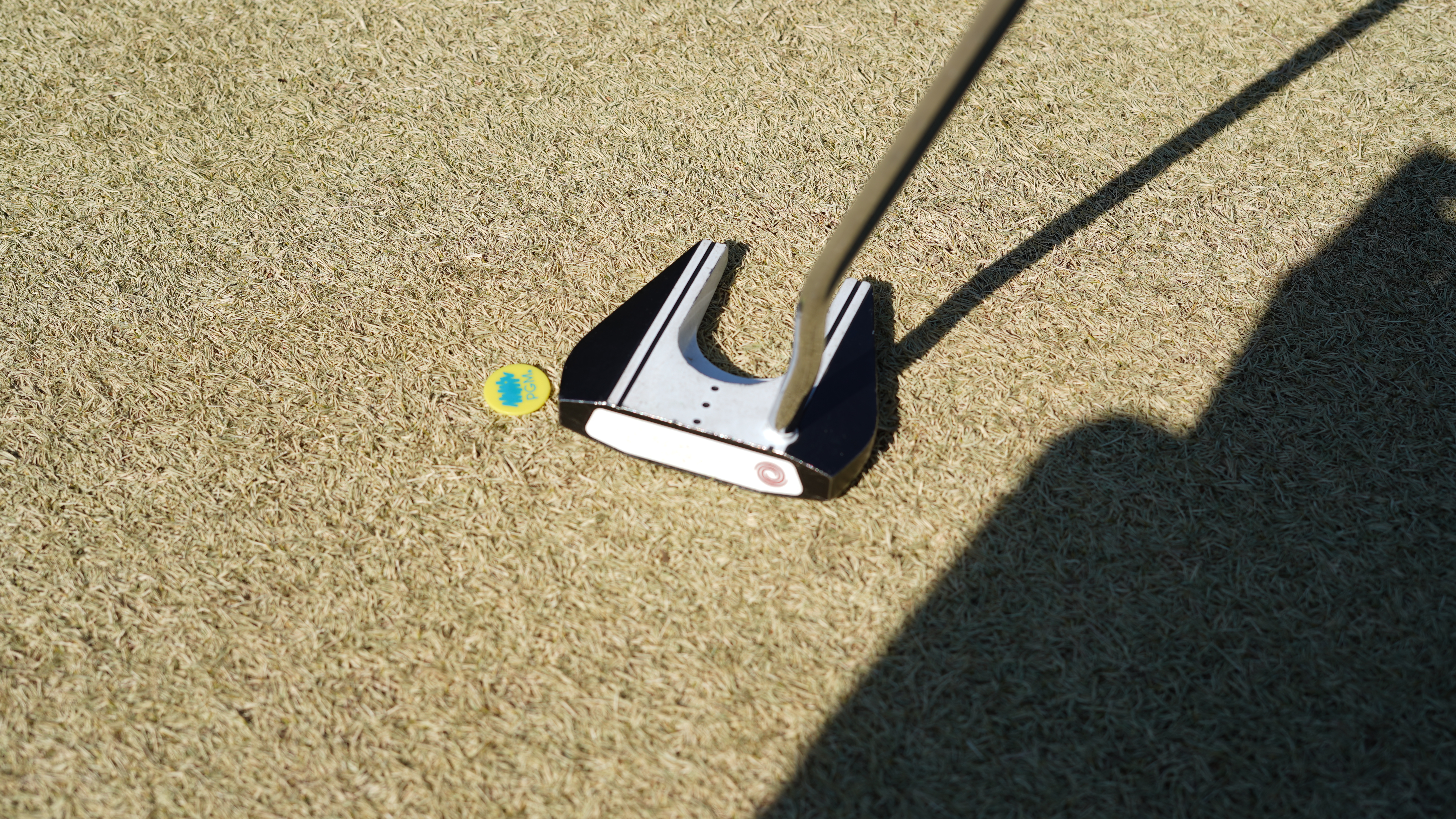 クラブヘッド1つ分