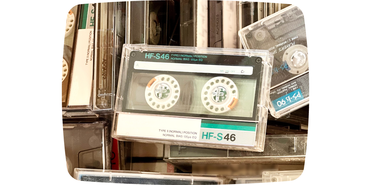 テープの伸びやカビ、磁力の低下も